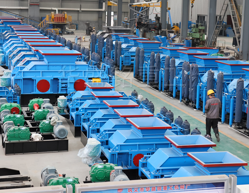 辉绿岩制砂用时产100吨液压对辊制砂机效果好吗？